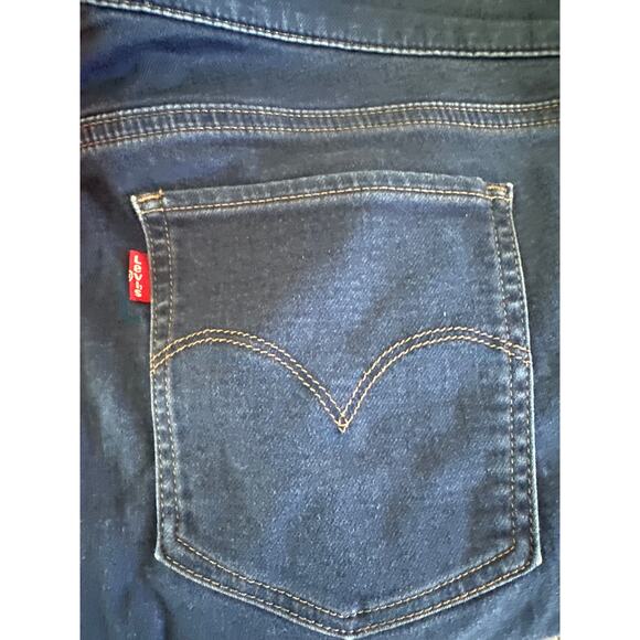Levi’s Skinny Leg Blue Denim Jeans Size 32 Super Soft Denim - Picture 7 of 12